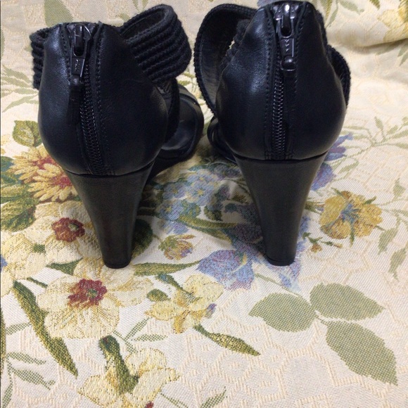 Stuart Weitzman  wedge Sandals Size 11 - Picture 6 of 6